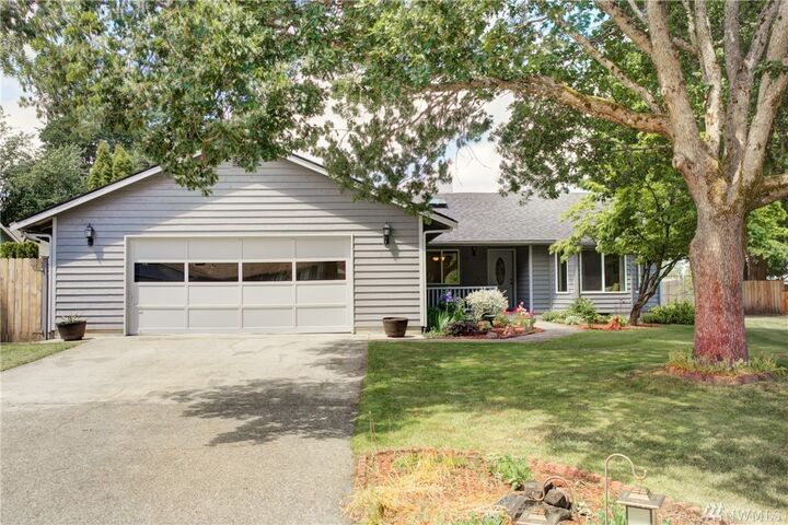 Property Photo:  417 Herb Ct SE  WA 98513 