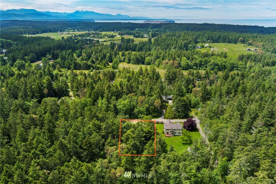 Property Photo:  3202 Cliff Street  WA 98368 