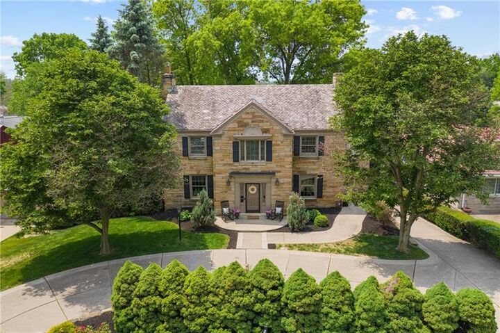 1270 Washington Rd  Mt. Lebanon PA 15228 photo