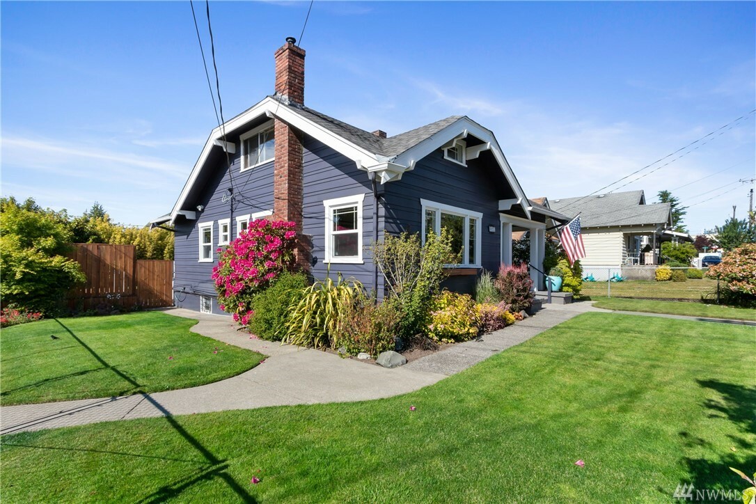 Property Photo:  4021 N 26th St  WA 98407 