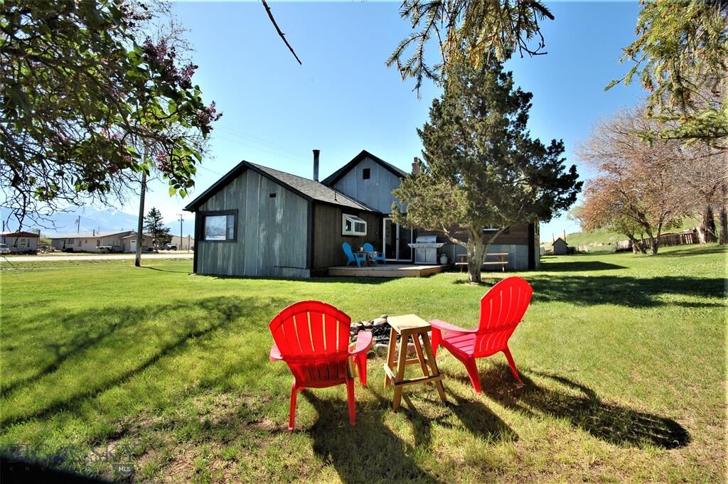 Property Photo:  68 Mt Highway 287  MT 59729 