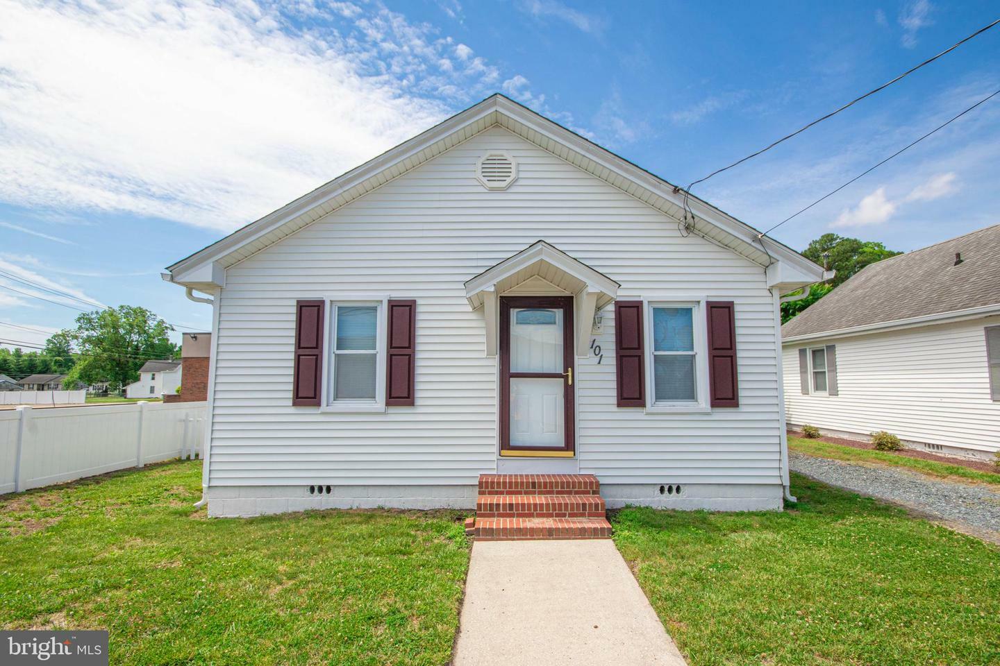 Property Photo:  101 W Walnut Street  MD 21830 