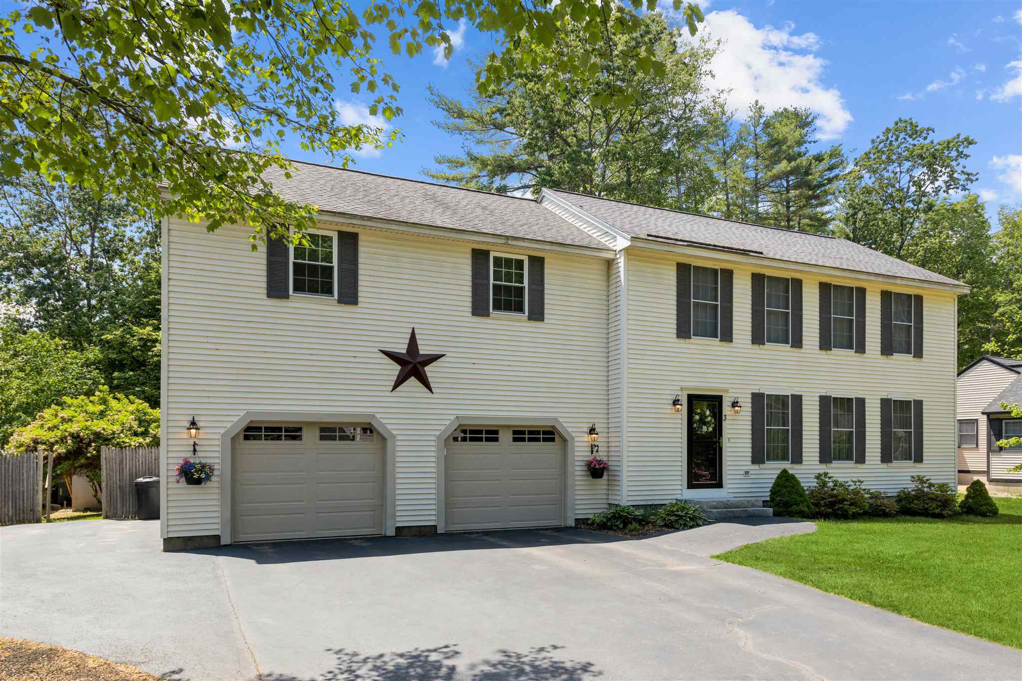 Property Photo: 3 Gallen Drive NH 03303