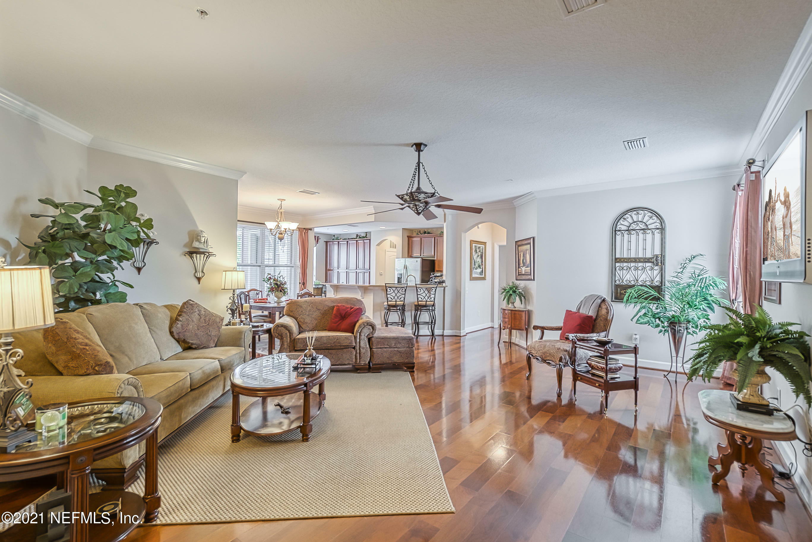 Property Photo: 4480 Deerwood Lake Parkway 228 FL 32216
