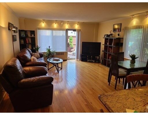 Property Photo:  22 Chestnut Place 112  MA 02445 