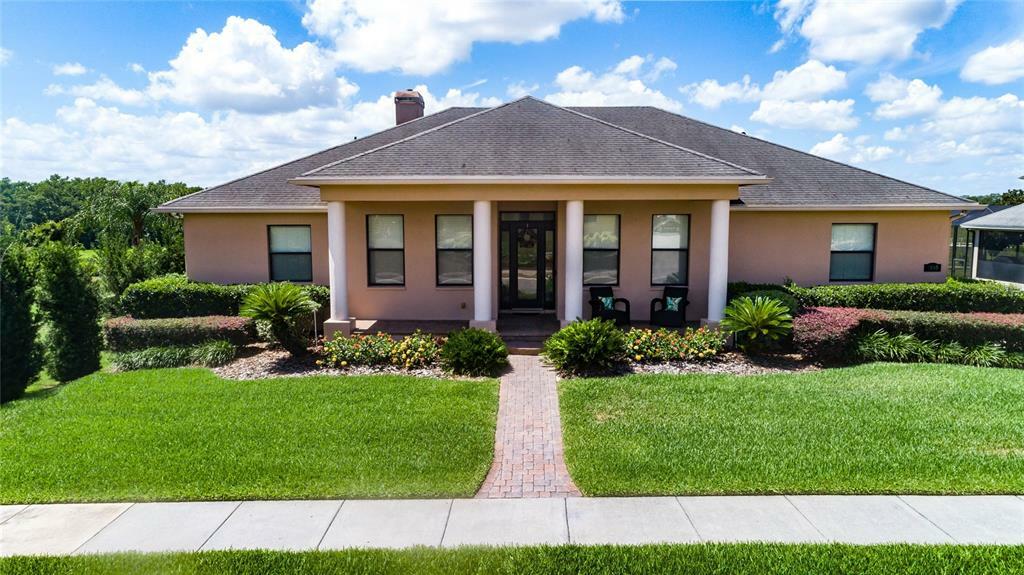 Property Photo: 1995 Viewpoint Landings Road FL 33810