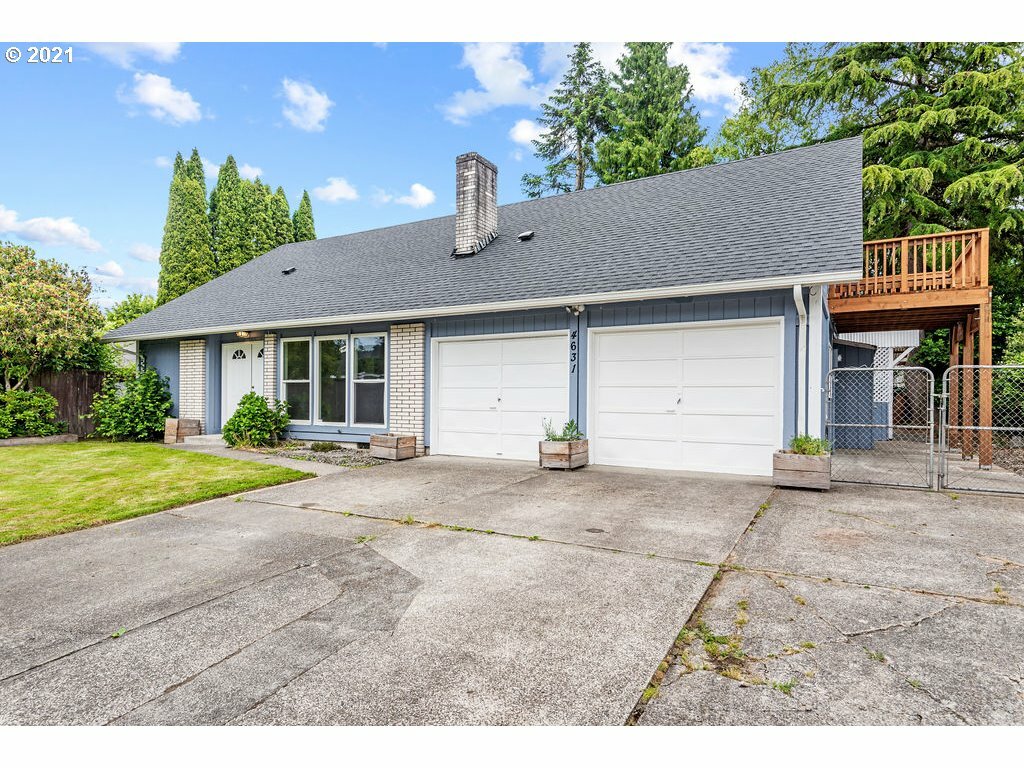 Property Photo: 4631 Merlin St WA 98632