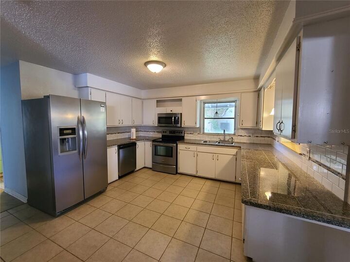 Property Photo: 404 Jefferson Avenue S FL 34677