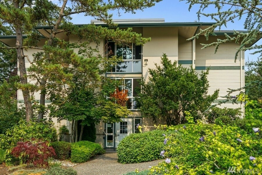 Property Photo:  5620 200th St SW A114  WA 98036 