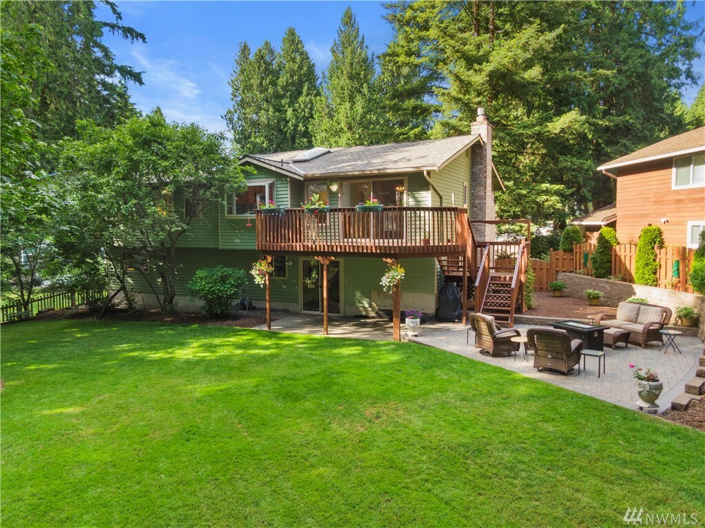 Property Photo:  19705 NE 164th St  WA 98077 