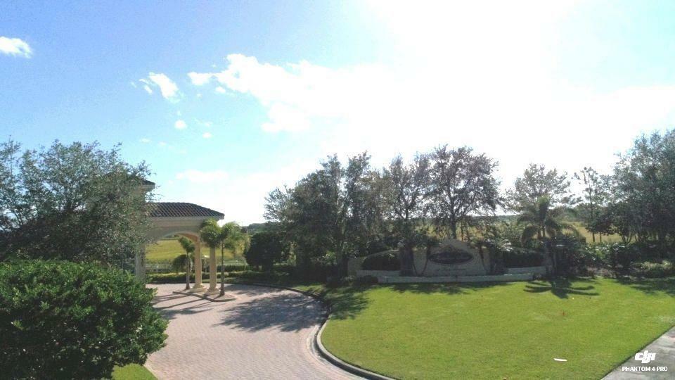 Property Photo:  3555 SW Stoneybrook Way  FL 34990 