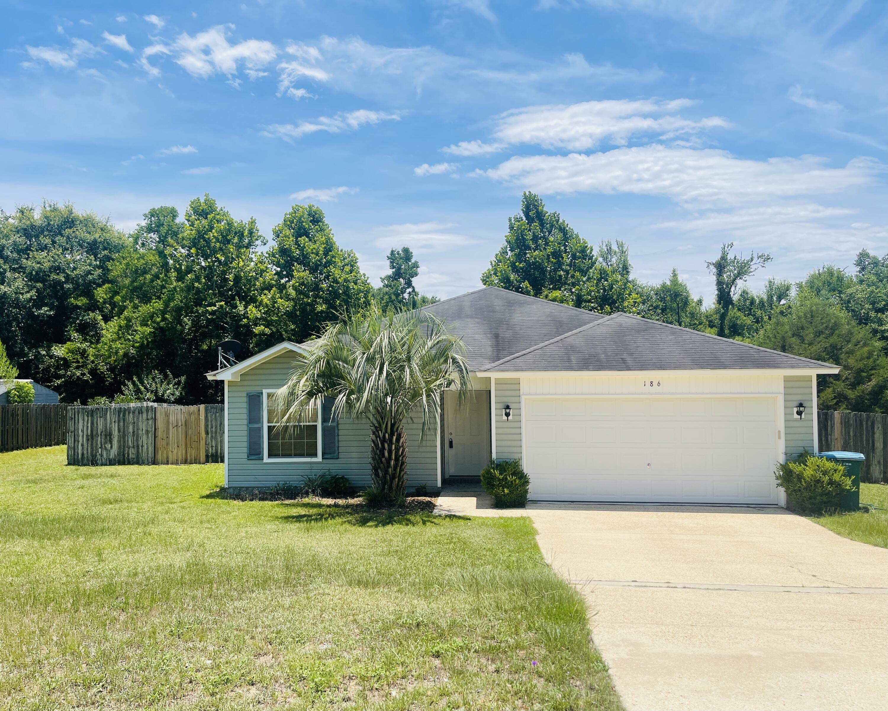 Property Photo:  186 Cabana Way  FL 32536 