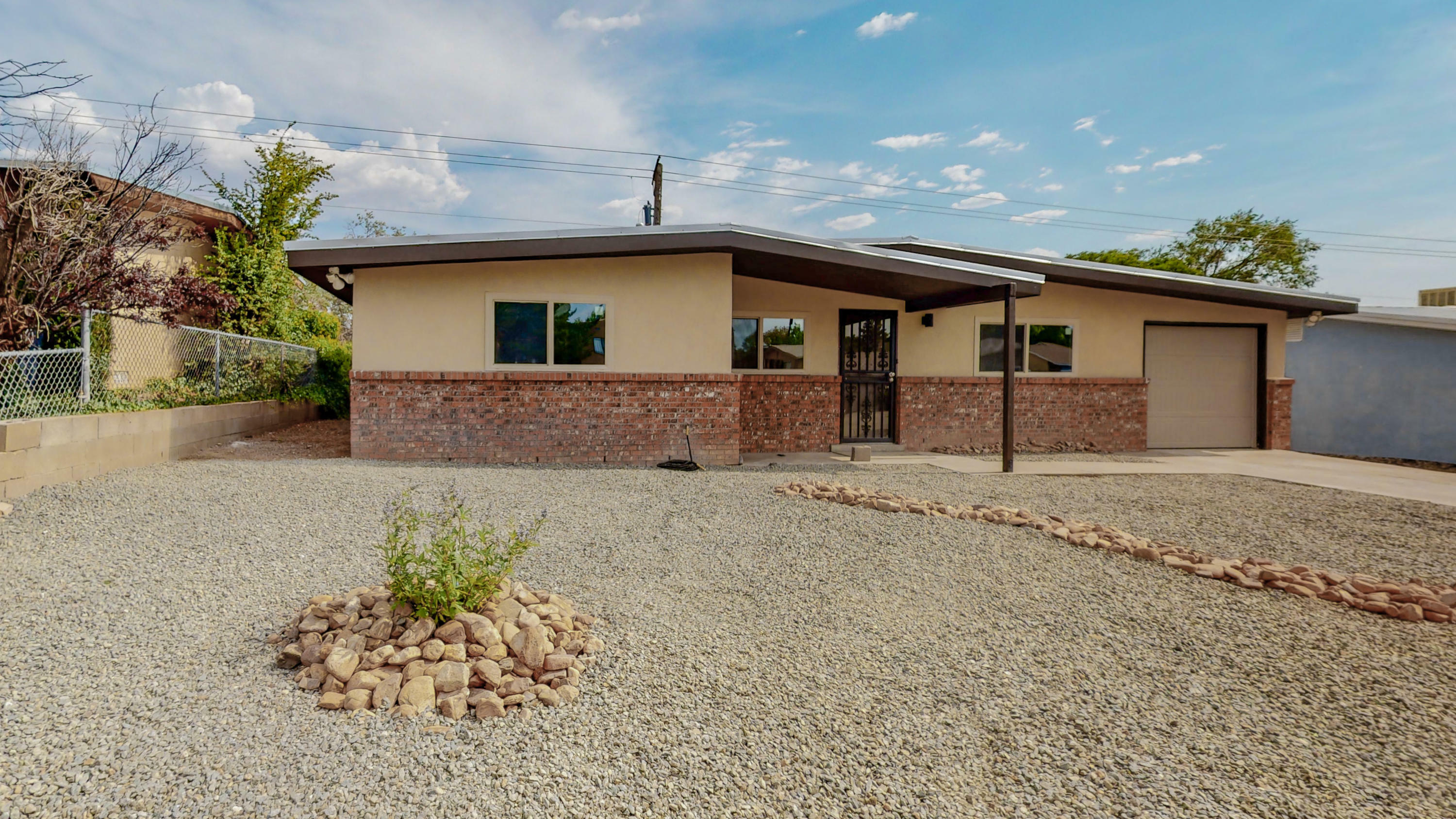 Property Photo:  13400 Westview Avenue NE  NM 87123 