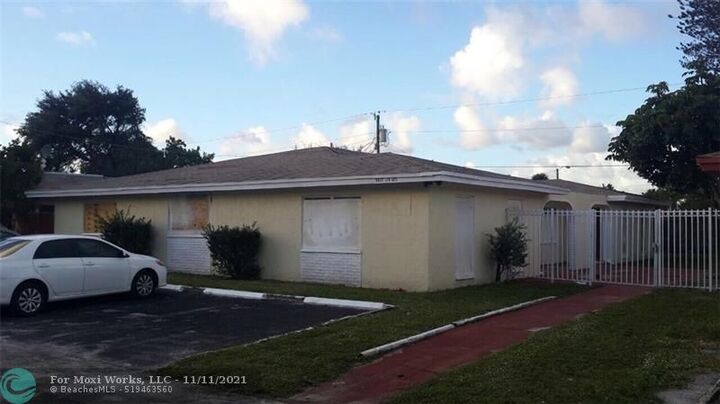 5217 NW 18th Ct  Lauderhill FL 33313 photo