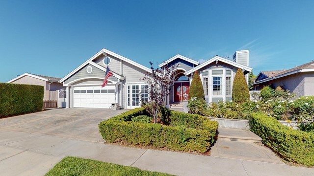 Property Photo:  718 S Echo Street  CA 92804 