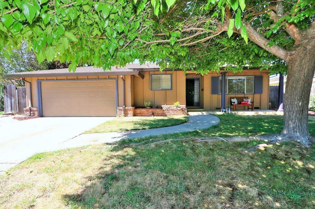 Property Photo:  5416 Beauregard Way  CA 95662 