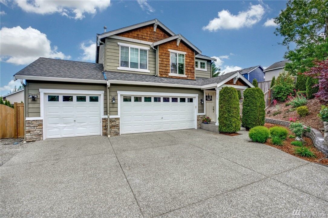 Property Photo:  1419 77th Dr SE  WA 98258 