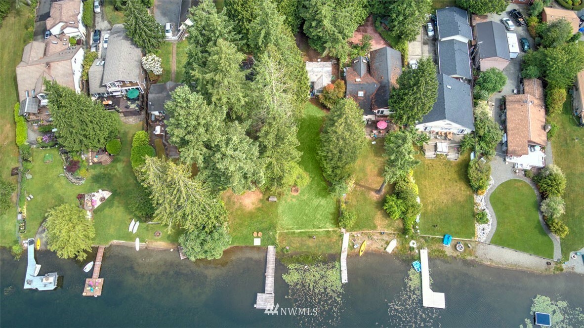 Property Photo:  17605 SE 192nd Drive  WA 98058 