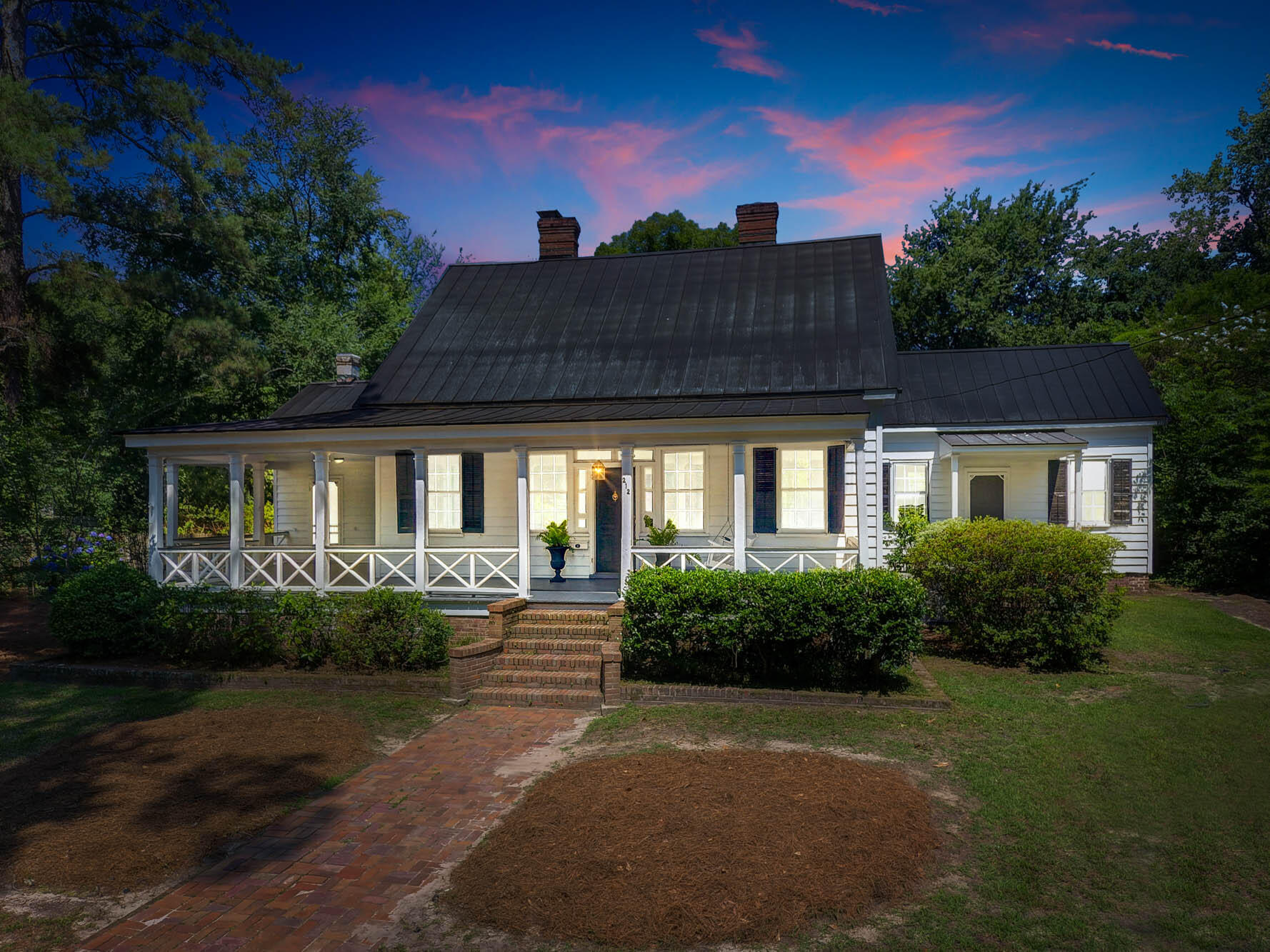 Property Photo: 212 S Gum Street SC 29483