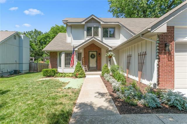 Property Photo:  6304 NW 65th Street  MO 64151 