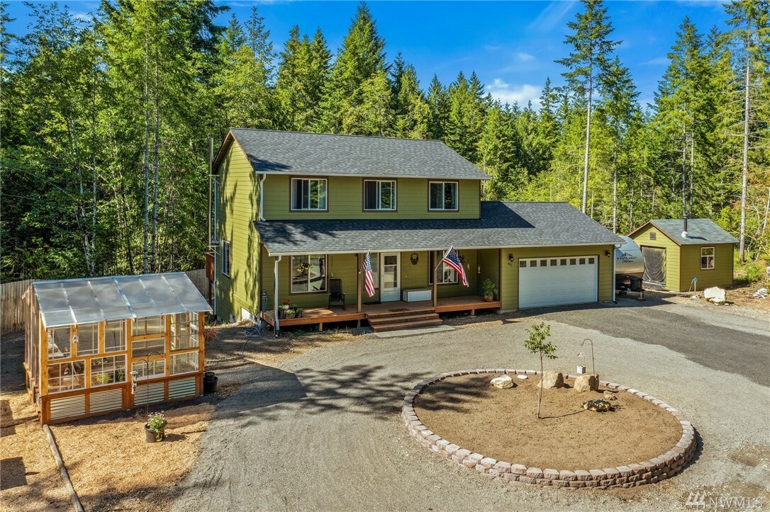 Property Photo:  401 E Sunset Ridge  WA 98592 