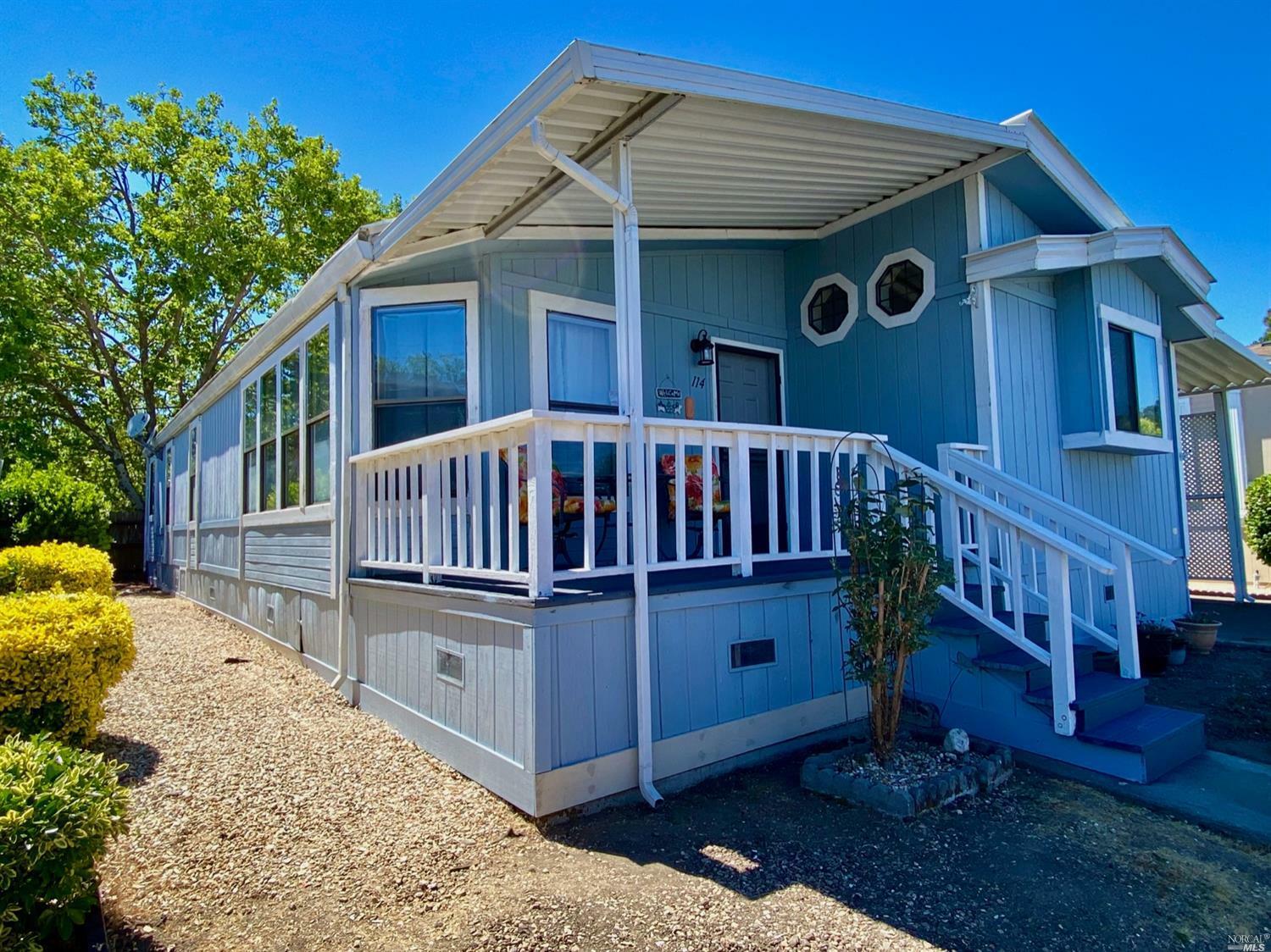 Property Photo: 114 Salisbury Circle CA 95401
