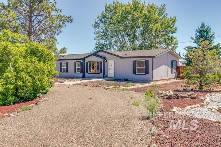 Property Photo:  720 S Swan Falls Rd.  ID 83634 