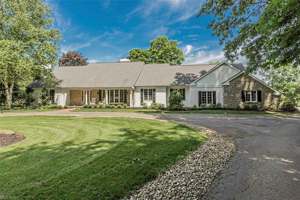 Property Photo: 6981 South Lane OH 44094