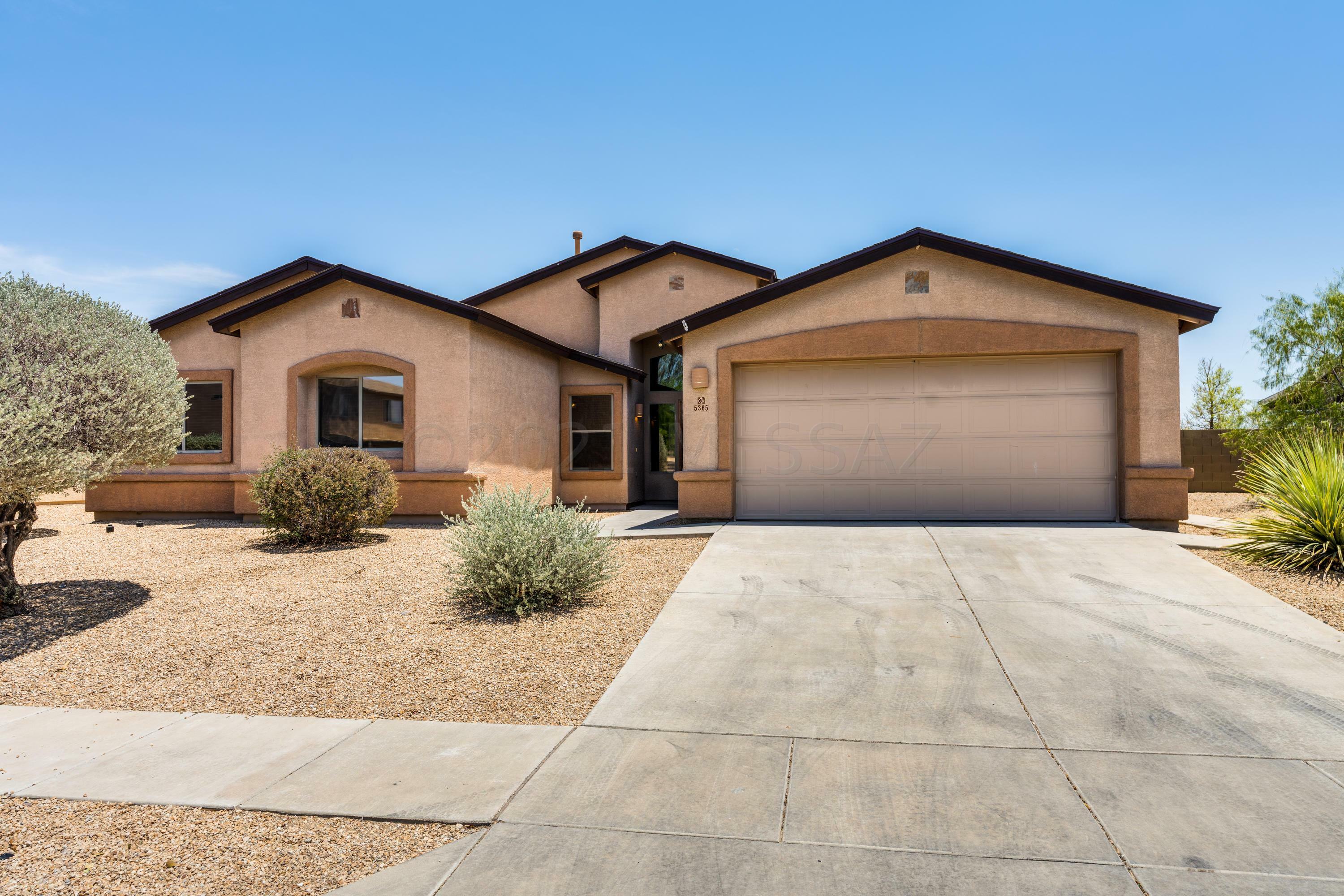 Property Photo:  5365 S Wild Sage Drive  AZ 85757 