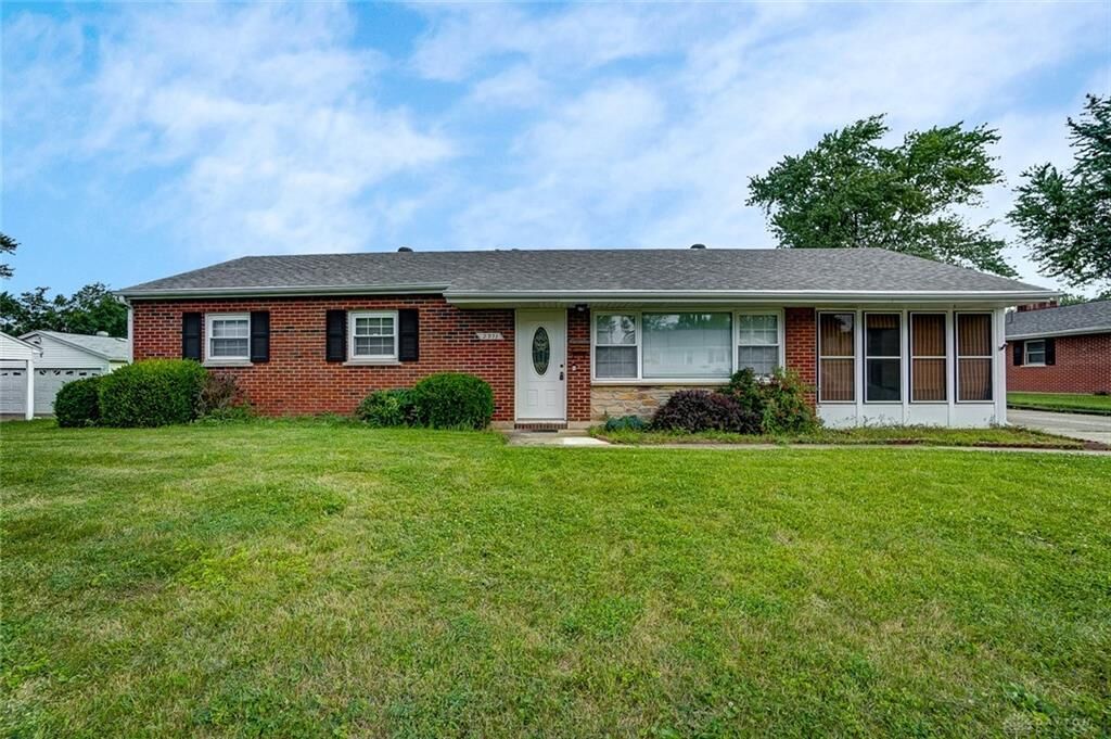 Property Photo: 2911 Whitehorse Avenue OH 45420