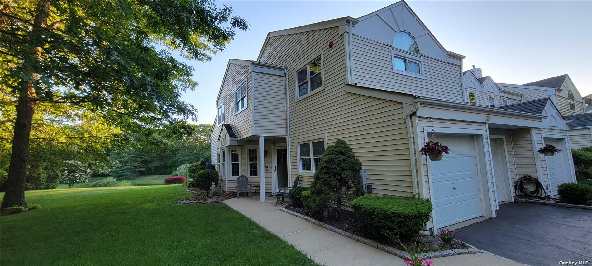 Property Photo:  1 Pidgeon Court 1  NY 11949 
