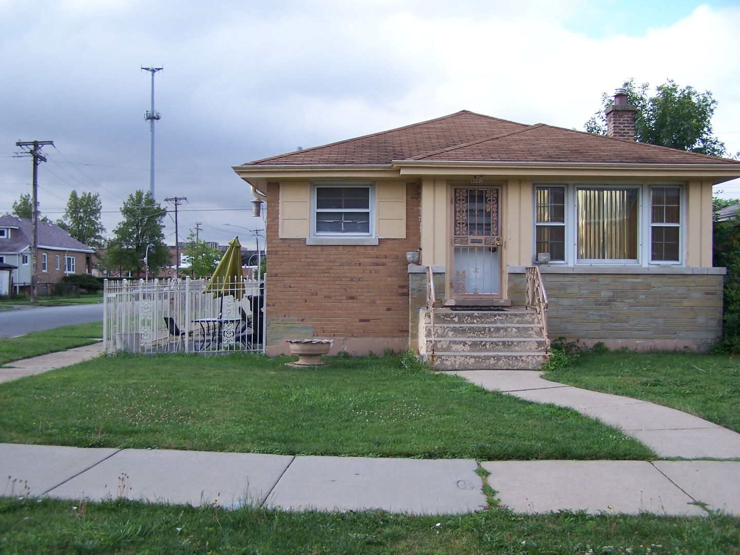 Property Photo:  5101 W Van Buren Street  IL 60644 