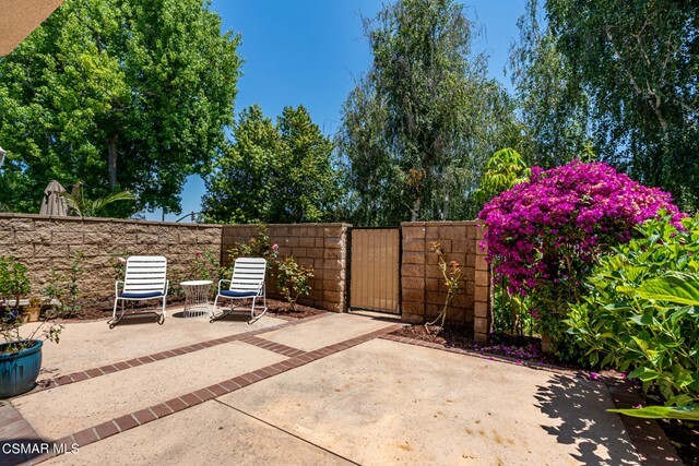 Property Photo:  159 Greenmeadow Drive  CA 91320 