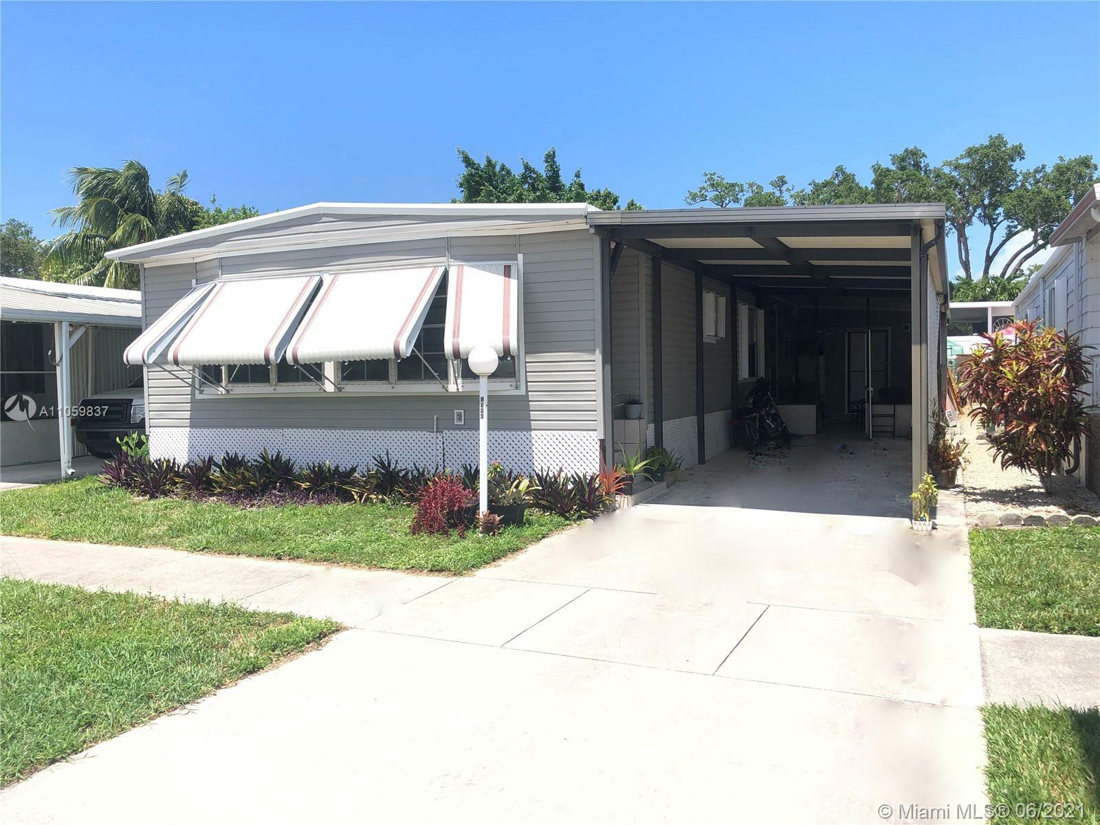 Property Photo:  5090 SW 24th Ave  FL 33312 