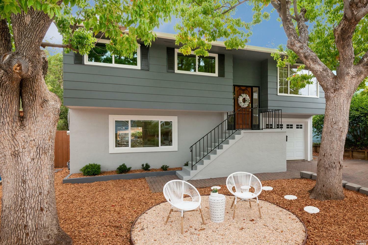 Property Photo: 658 Cherry Street CA 94945