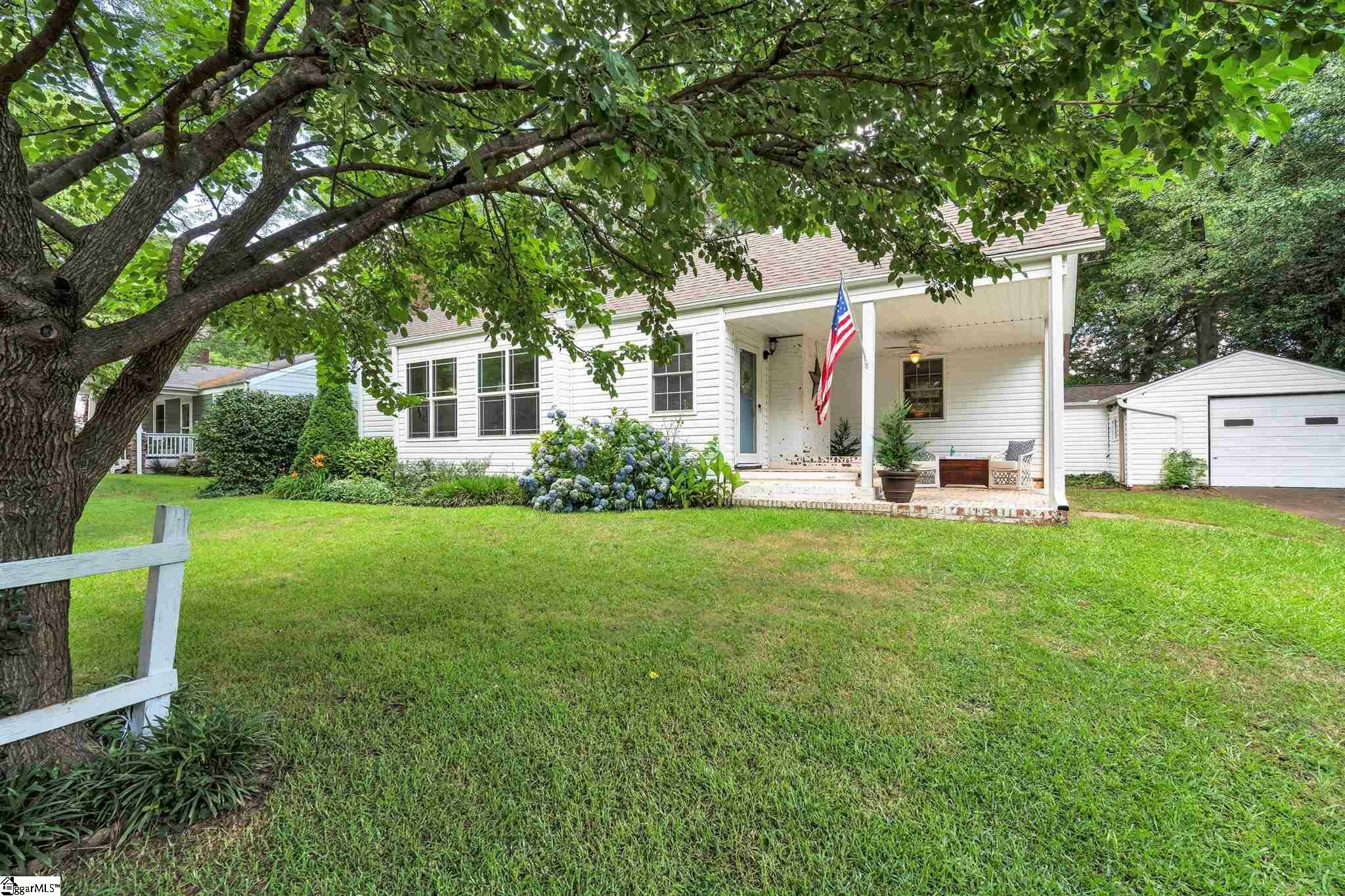 Property Photo:  109 Sewanee Avenue  SC 29609 