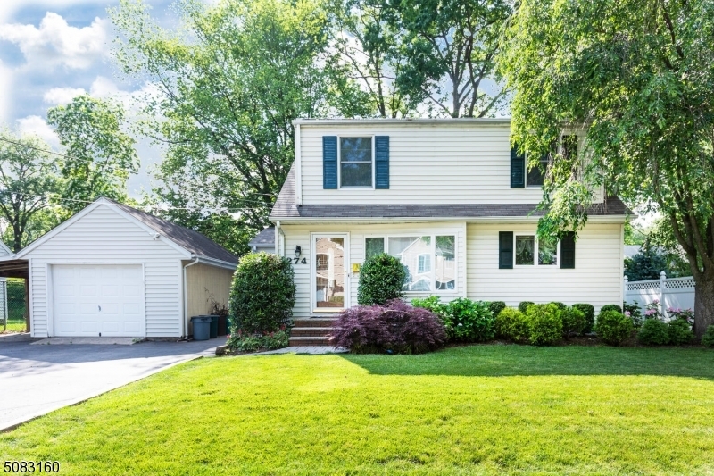 Property Photo:  274 Walnut St  NJ 07676 