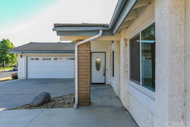 Property Photo:  1211 E Fesler Street  CA 93454 