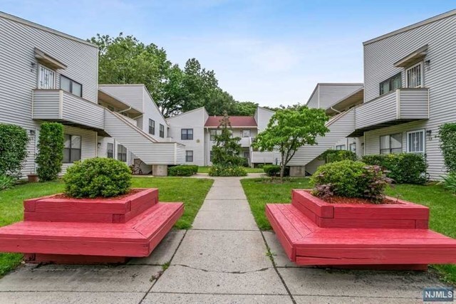 41 Coriander Way Building D  Englewood NJ 07631 photo