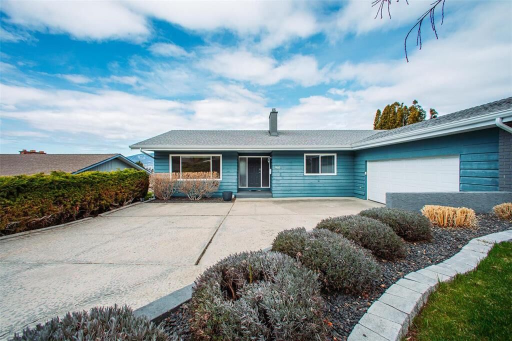 Property Photo:  960 Walker Drive  BC V1Y 7T3