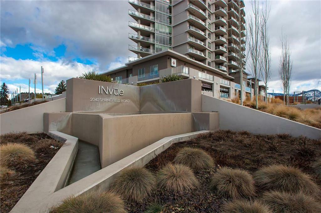 Property Photo: 2040 Springfield Road 307 BC V1Y9N7