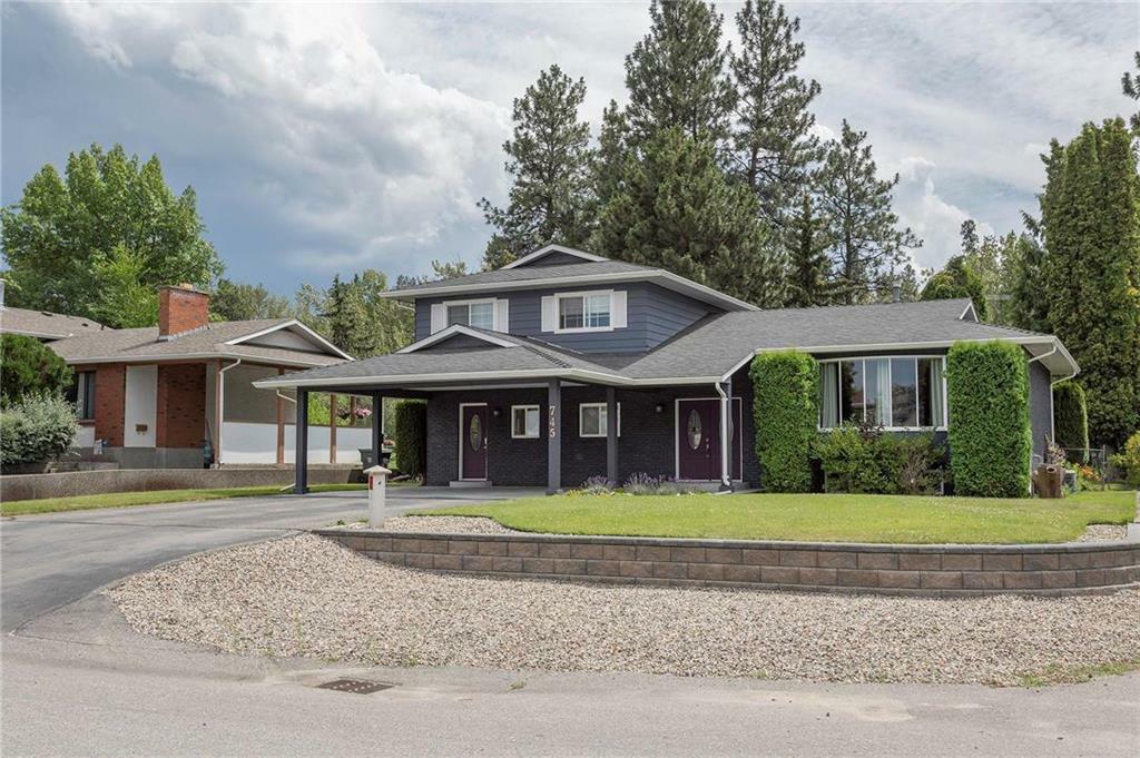 745 Wenric Crescent  Kelowna BC V1X5R6 photo