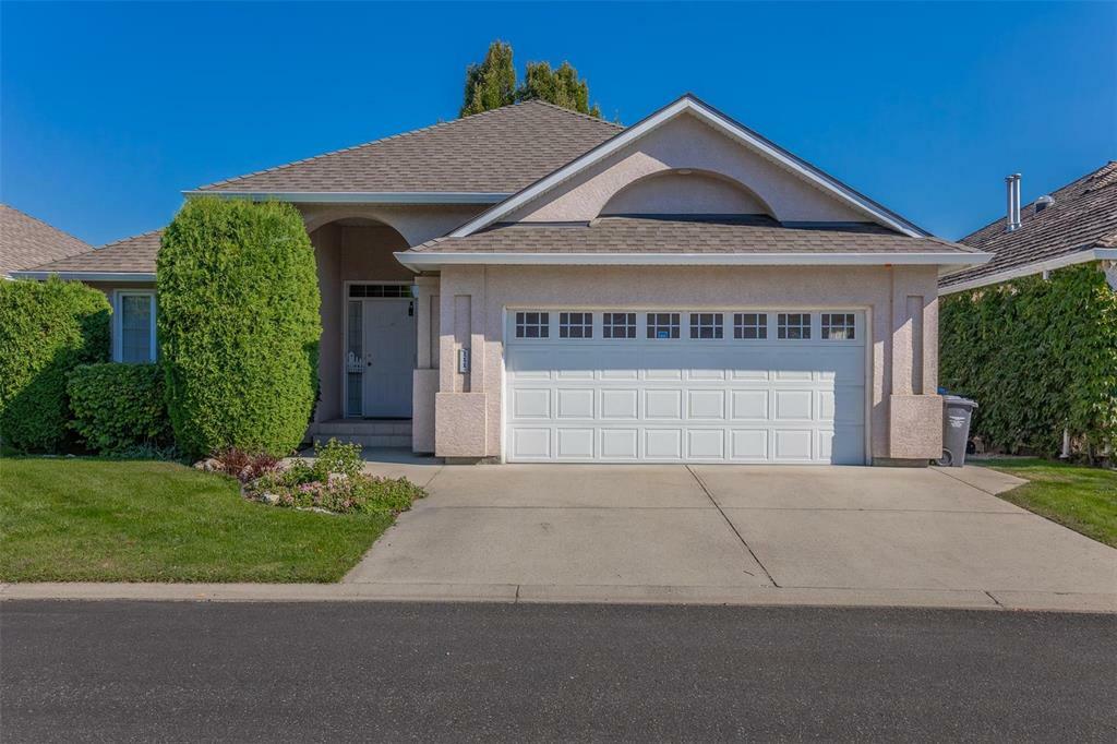 Property Photo: 445 Yates Road 111 BC V1V 1Y4