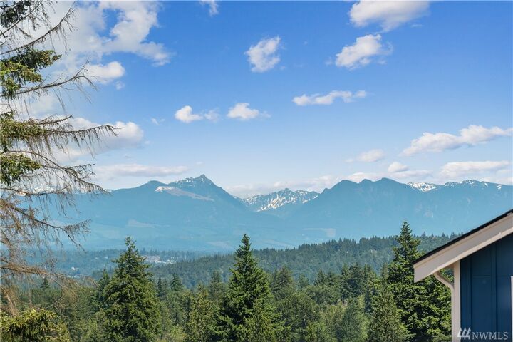 Property Photo:  7315 Puget Park Dr B-2  WA 98296 