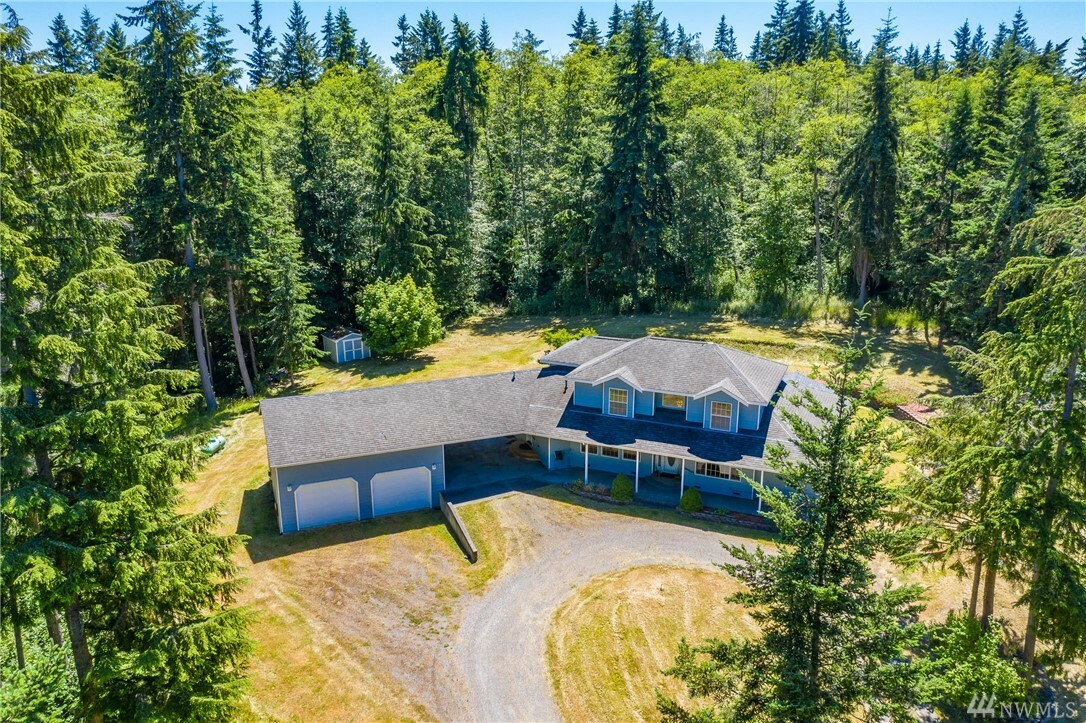 Property Photo:  1360 Blackberry Lane  WA 98277 