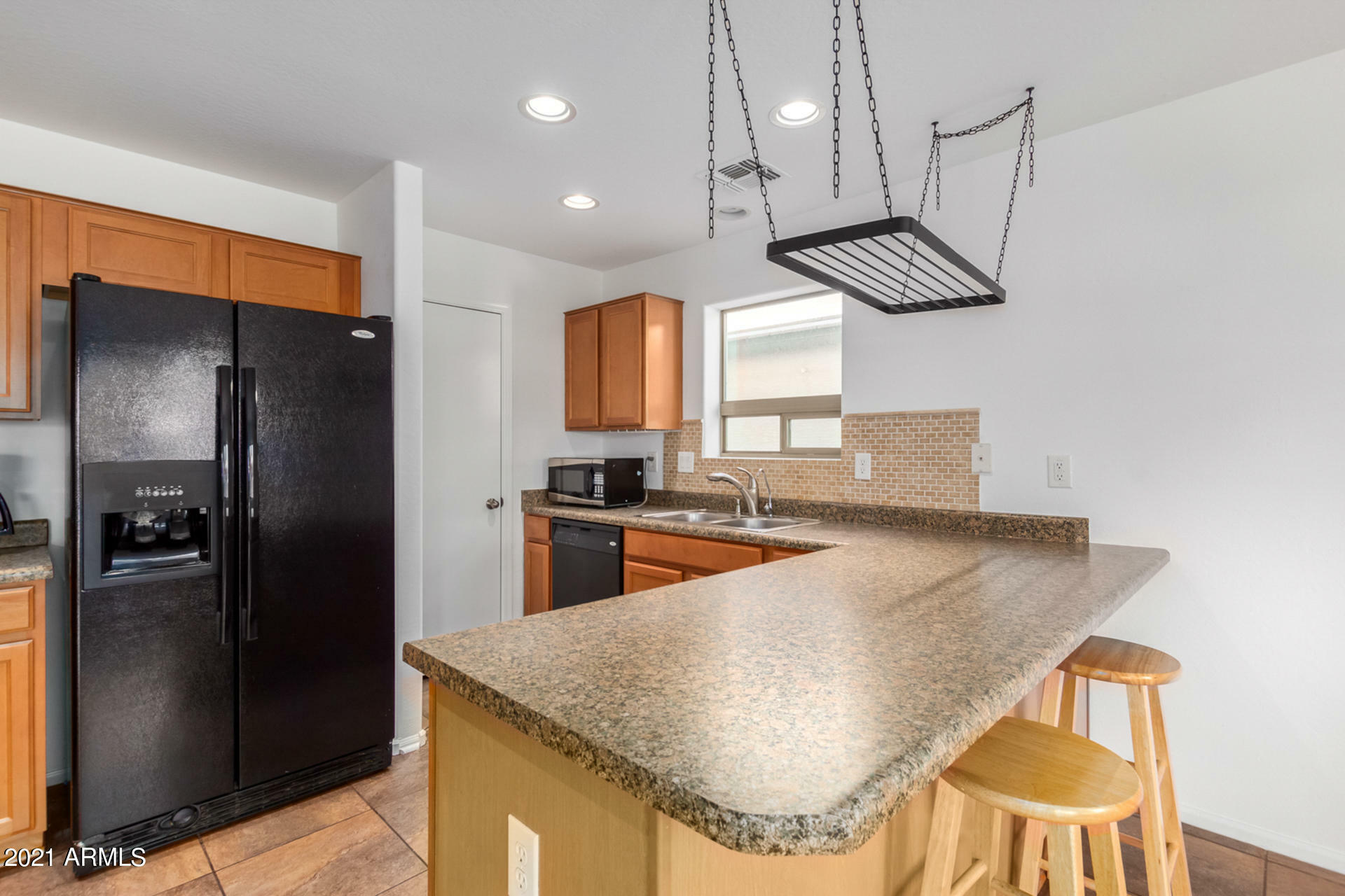 Property Photo: 1373 E Ryan Road AZ 85140