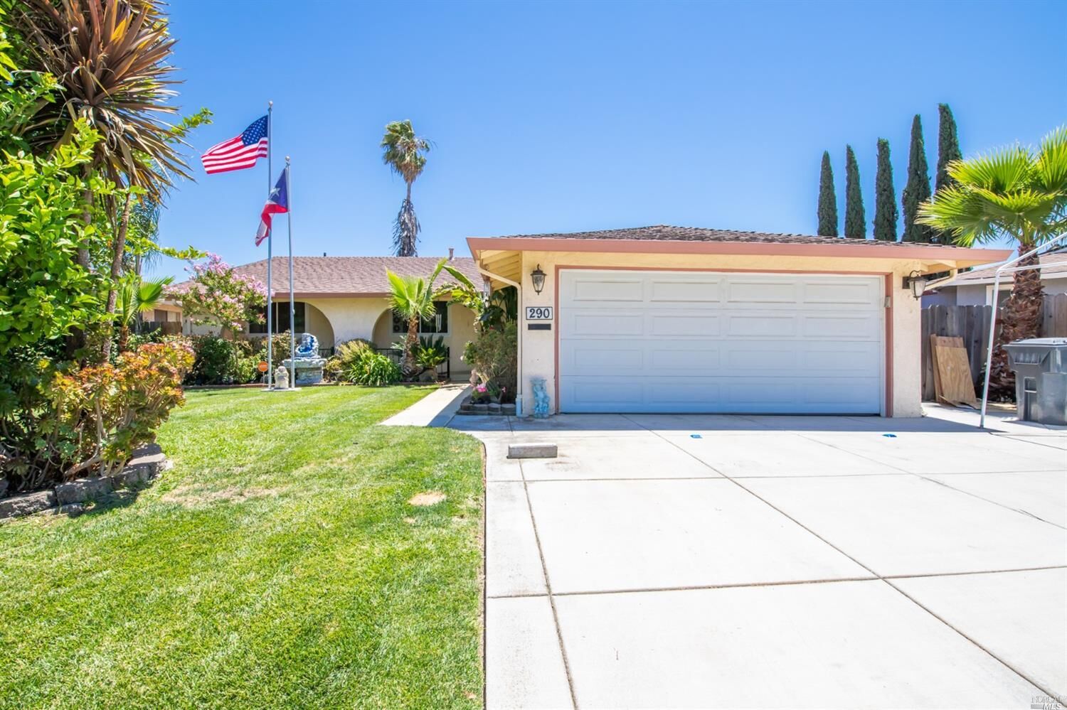 Property Photo: 290 Honeysuckle Drive CA 94533