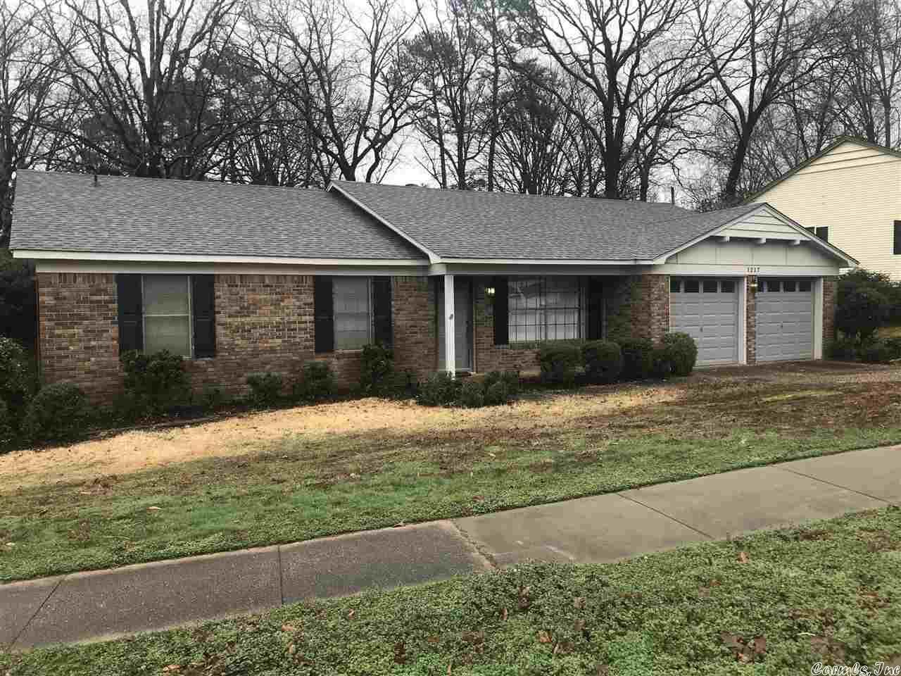 Property Photo: 1217 Green Mountain Drive AR 72211