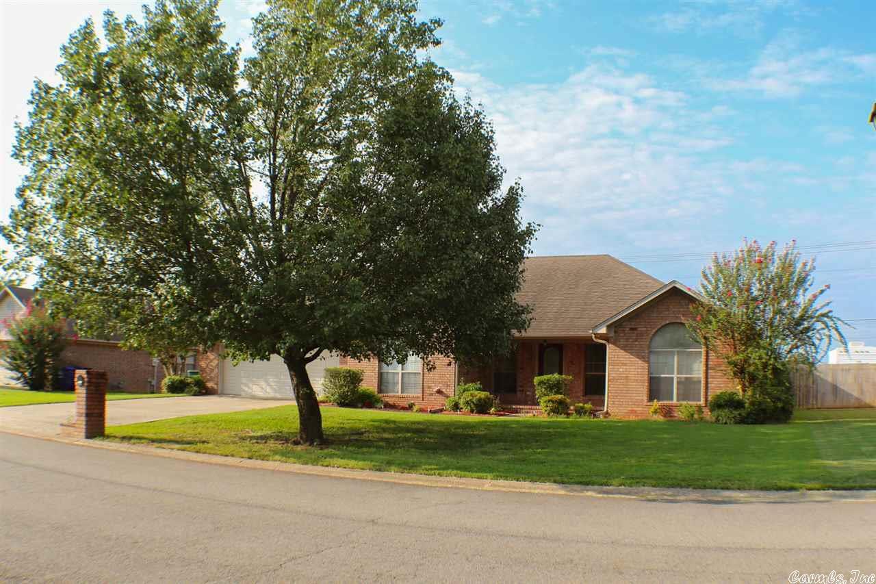 Property Photo:  1520 Berryvine Drive  AR 72034 