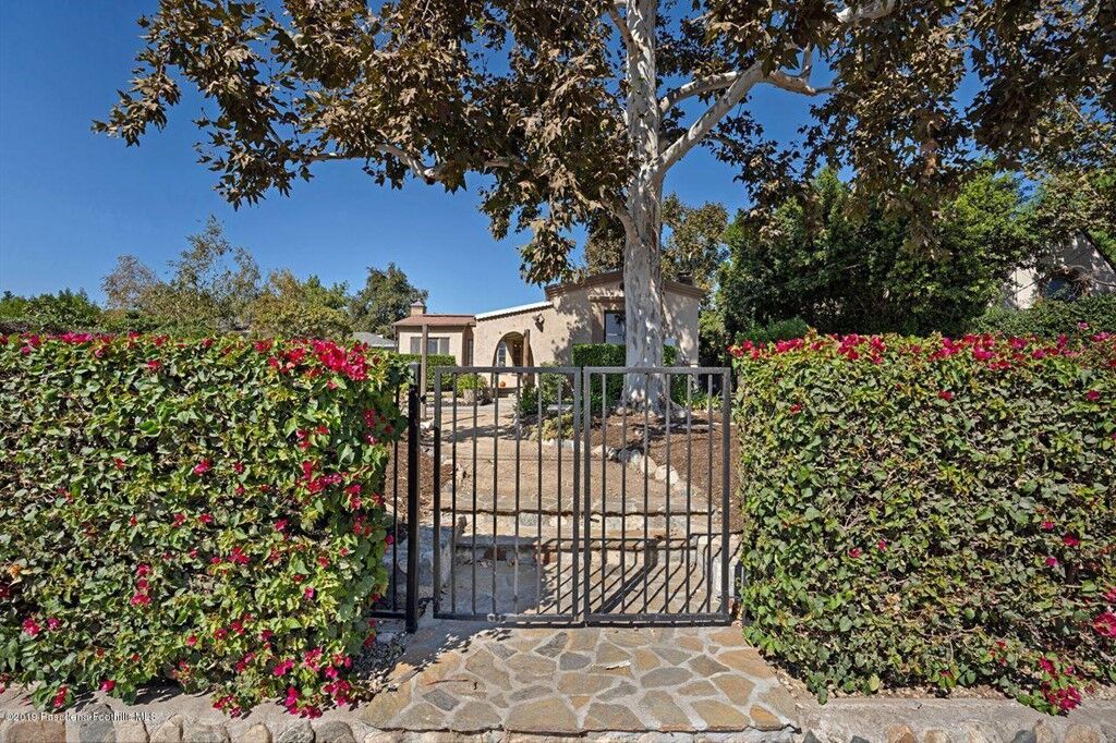 Property Photo:  11061 Longford Street  CA 91342 